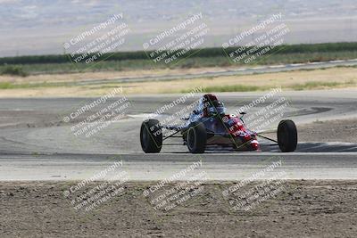 media/Jun-01-2024-CalClub SCCA (Sat) [[0aa0dc4a91]]/Group 4/Race/